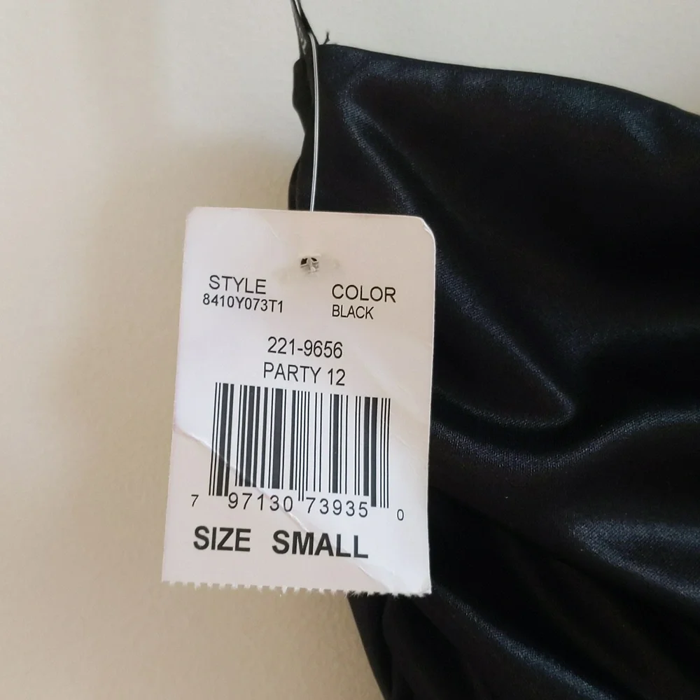 NWT City Triangles Black Satin One Shoulder Mini Dress - Picture 4 of 5